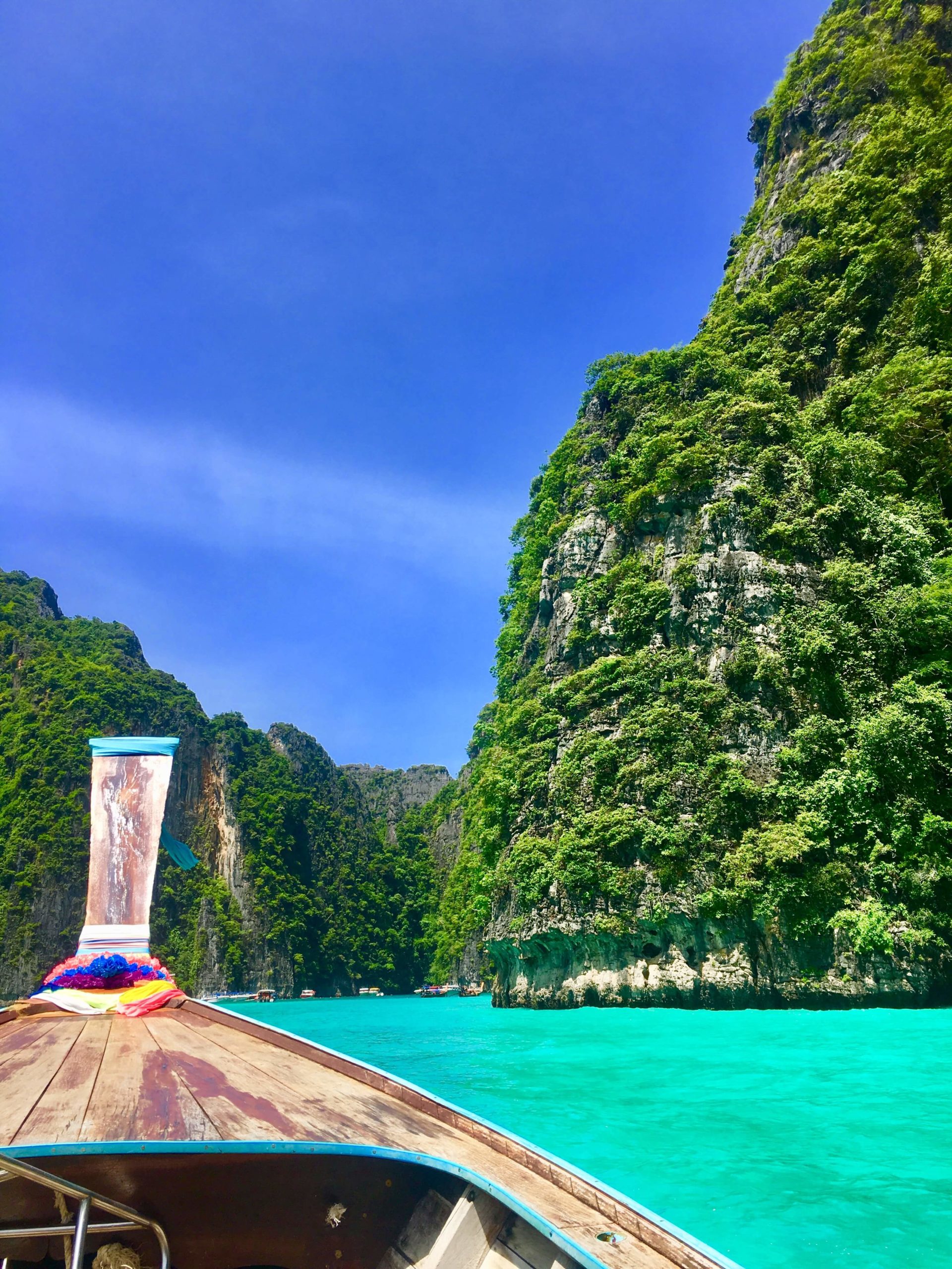 how to visit phi phi island from phuket
