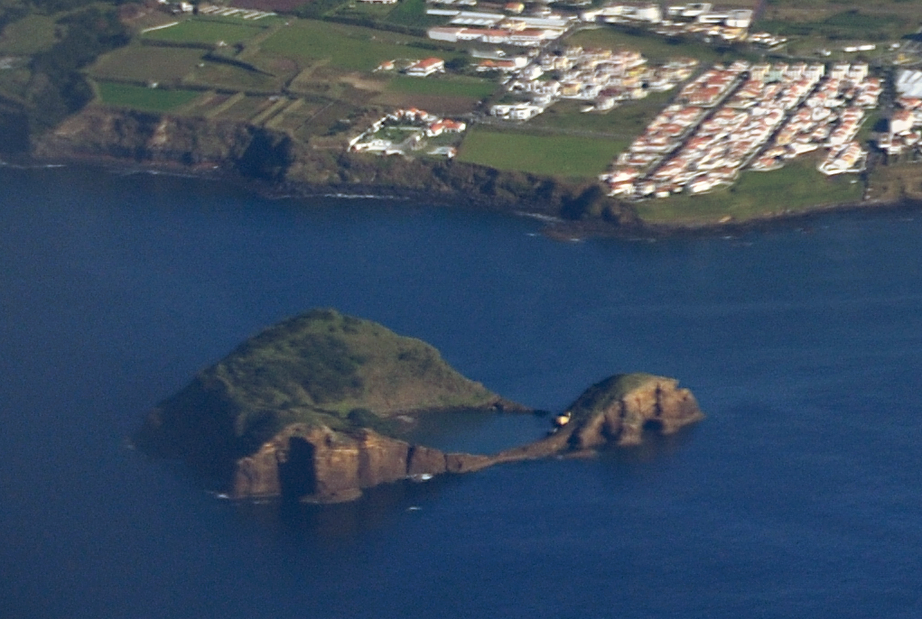 Aerial view of Ilhéu de Vila Franca do Campo off São Miguel Island, Azores